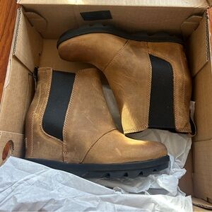 Sorel wedge boots